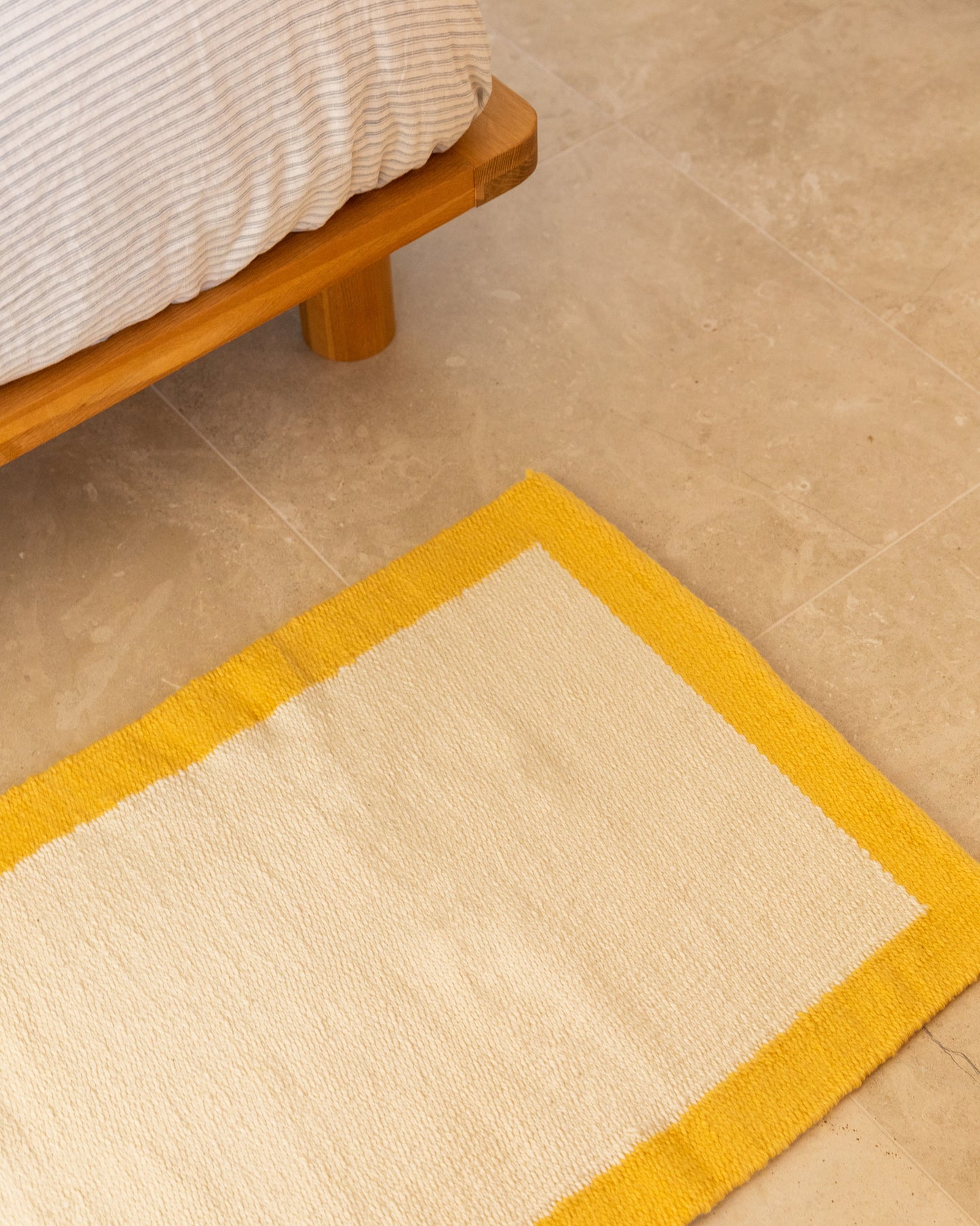 PAMPA & VESSAL STUDIOS RUG IN GOLD - SMALL