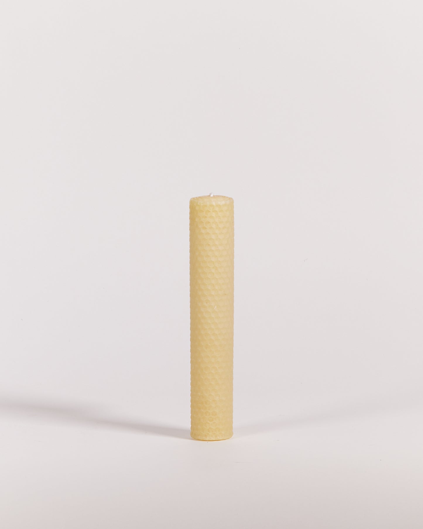 BEESWAX PILLAR CANDLE