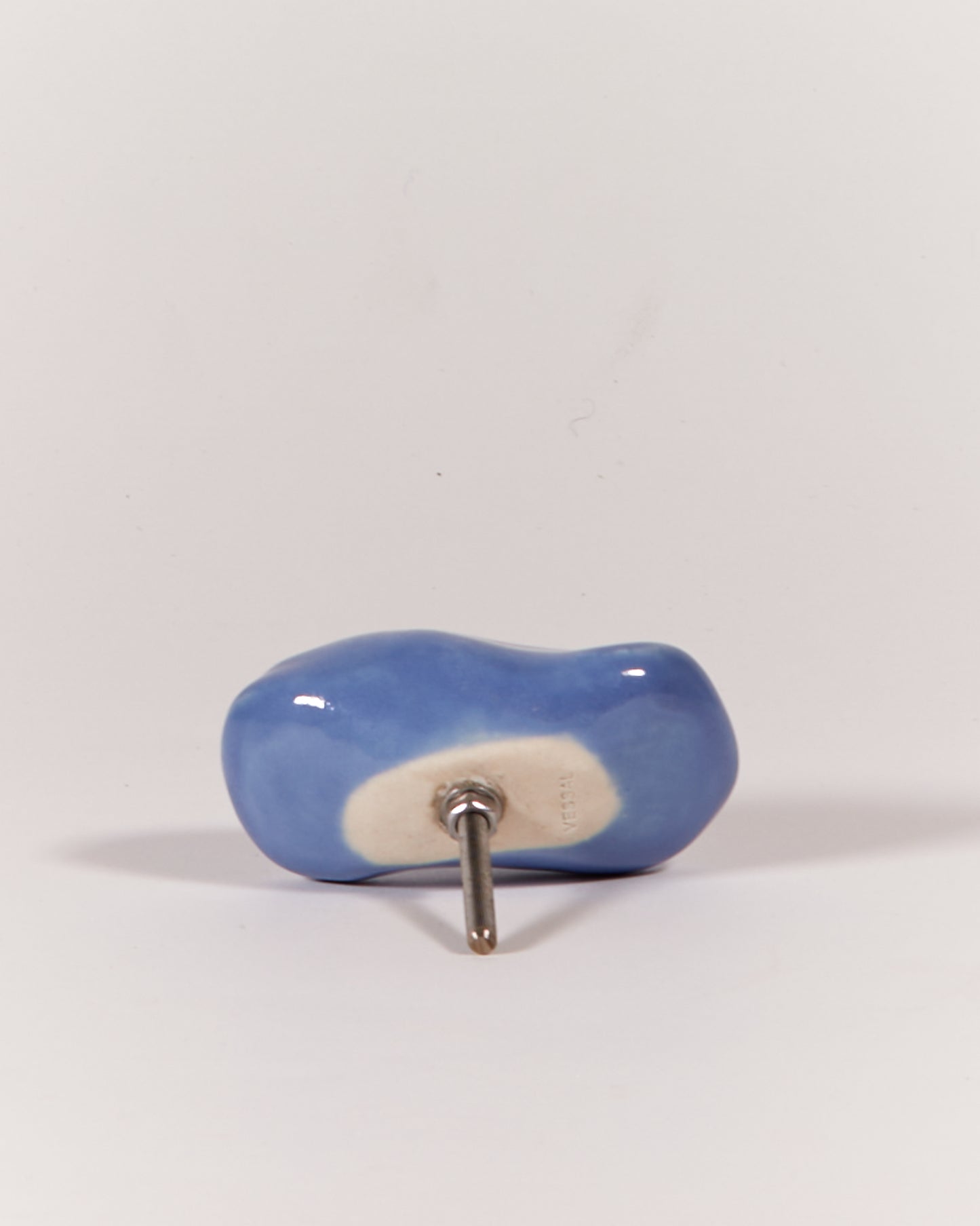 CERAMIC KNOB/HOOK IN CORNFLOWER - MEDIUM