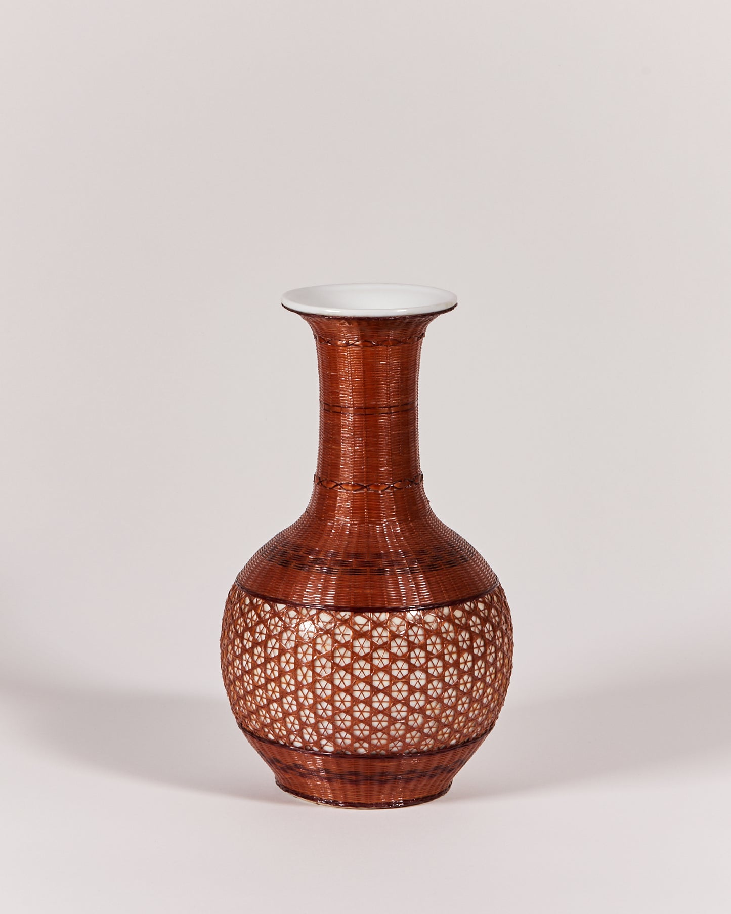 WOVEN VASE