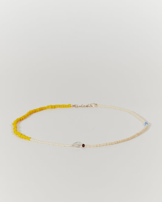 BEADED NECKLACE IN YELLOW